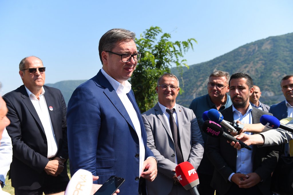 ODAVDE SA ERDAPA SA GVOZDENE KAPIJE PONOVO SE RA A JAKA I SNA NA 