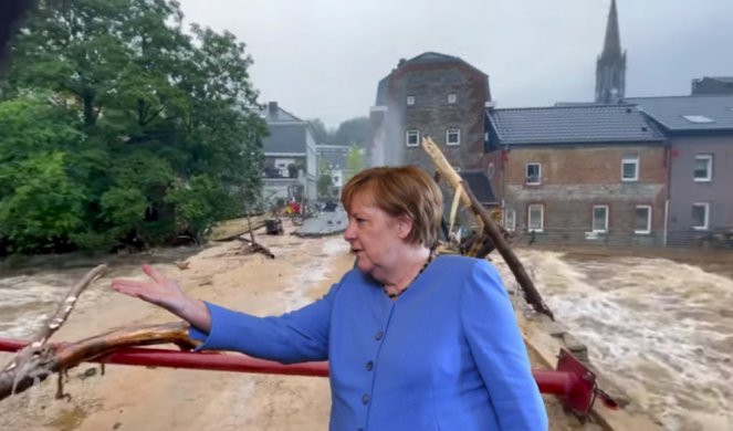 NEMAČKA KAO U HOROR FILMOVIMA! Beživotna tela isplivavaju iz nabujale vode! Najmanje 42 osobe stradale u poplavama u Nemačkoj, Merkelova ŠOKIRANA! /VIDEO/