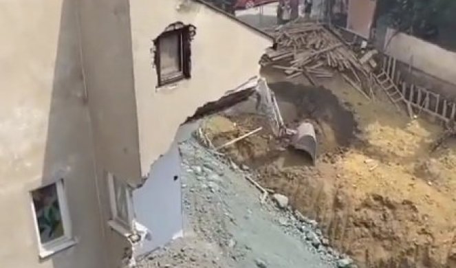 PRVI SNIMCI SA VRAČARA! Dramatični prizori, zgrada se ruši deo po deo /VIDEO/FOTO/