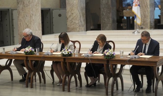 Potpisan sporazum o digitalizaciji Miroslavljevog jevađelja