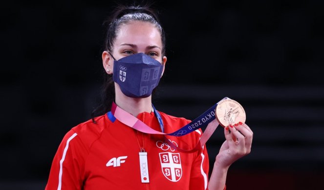 ČEK NA 50.000 EVRA! Tijana Bogdanović donela Srbiji medalju i bogato nagrađena!