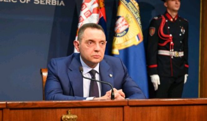 Ministar i predsednik PS-a Vulin: Želim da Srbija zna da pristajem na detektor laži i na svako pitanje koje ima ili nema veze sa lažima Belivuka i Miljkovića