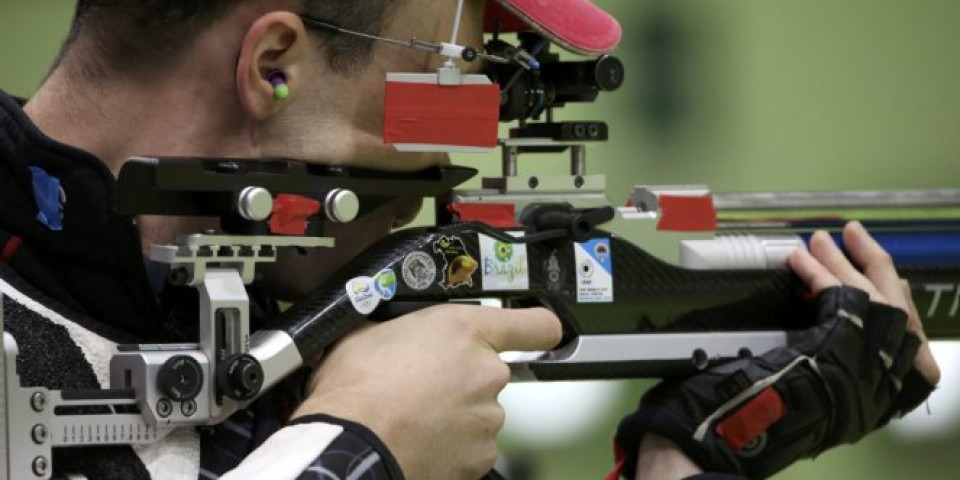 SRBIJA DANAS NEĆE OSVOJITI MEDALJU! Srpski strelci Sebić i Stefanović DALEKO OD FINALA!