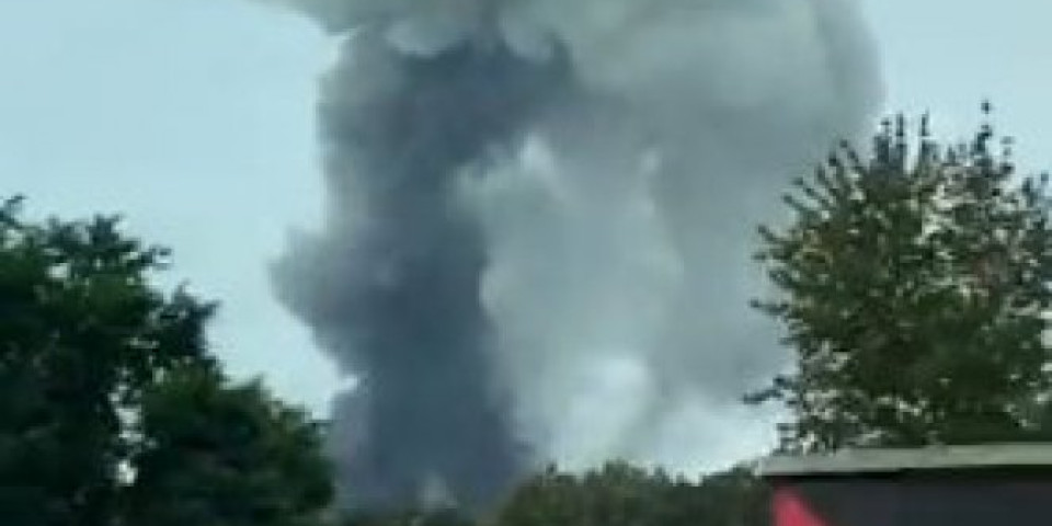 Snažna eksplozija u Nemačkoj - PET OSOBA NESTALO, A NEKOLIKO JE POVREĐENO! Građani zamoljeni da ostanu u svojim domovina! /VIDEO/