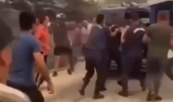 UHAPŠEN ZBOG PODMETANJA POŽARA U TURSKOJ! Policija morala da ŠTITI OSUMNJIČENOG, meštani hteli da ga LINČUJU! /VIDEO/