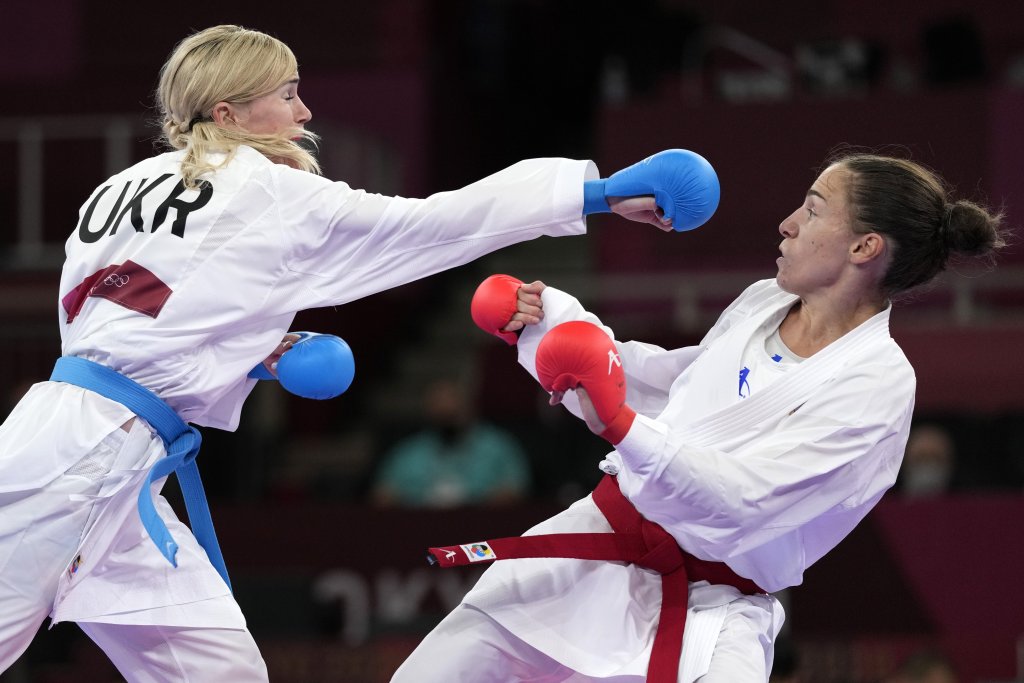 SRBIJA IMA NOVU MEDALJU! Nemilosrdna Jovana Preković u polufinalu, juri