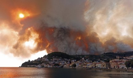 Grčka u DEVETOM KRUGU PAKLA - Vatra se NEKONTROLISANO ŠIRI i to šesti dan zaredom! Trajekti spremni da evakuišu na hiljade ljudi!