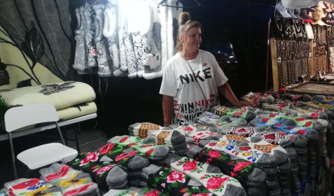 VOLIM SRBIJU, LEŽI MI U SRCU! Ljubava Lozarenko iz Ukrajine donela unosan biznis, njene čarape NIKOGA NE OSTAVLJAJU RAVNODUŠNIM