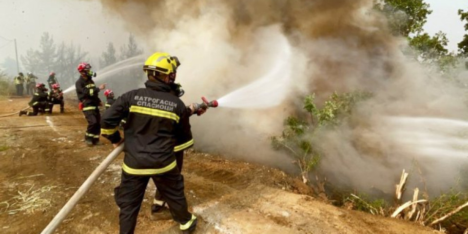 Srpski vatrogasci objavili dramatičan snimak iz Grčke!