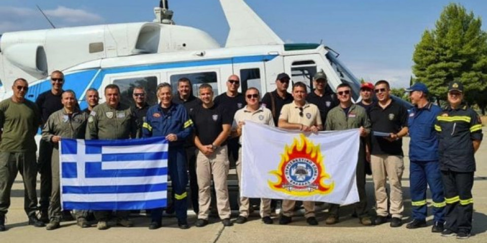 "MOJOJ SRPSKOJ BRAĆI..." Naši piloti uspešno završili misiju u Grčkoj, kolege im odale priznanje (FOTO)