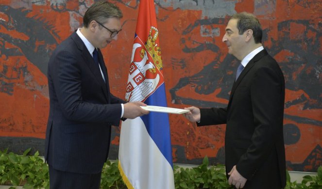 Da zajednički radimo na snaženju ekonomske i svake druge saradnje! Vučić primio akreditive ambasadora Azerbejdžana!