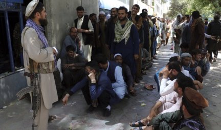 NAPADNUTI TALIBANI, haos u Džalalabadu, tri osobe ubijene, 20 ranjeno!