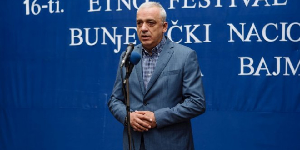 Gradonačelnik Bakić otvorio 16. "Festival bunjevački ila" /FOTO/