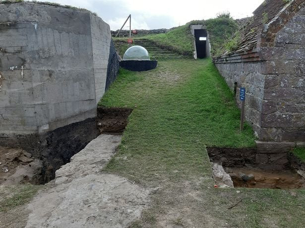 Na "Adolfovom ostrvu" otkriven tajni naci bunker: Arheolozi ostali zatečeni kad su ušli unutra