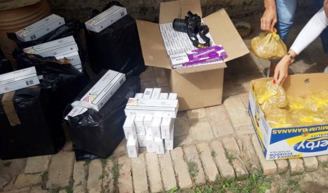 LISICE ZA ŠVERCERA! U Zrenjaninu zaplenjeno više od 60 kg rezanog duvana i preko 200 boksova cigareta