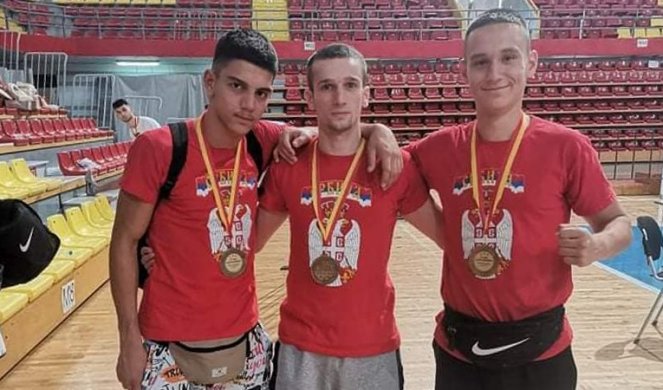 Borski kik bokseri u grad rudara doneli tri zlatne medalje sa Balkanskog prvenstva!