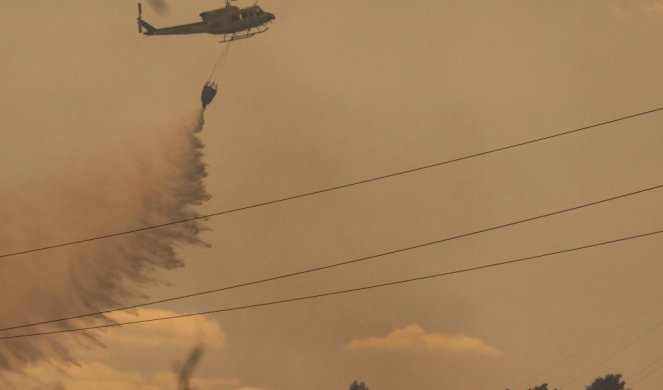 Vatra se ŠIRI u Trebinju! Helikopteri gase požar