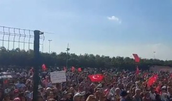 PROTESTI u Istanbulu! Više od 2.000 građana protiv novih KORONA MERA /VIDEO/