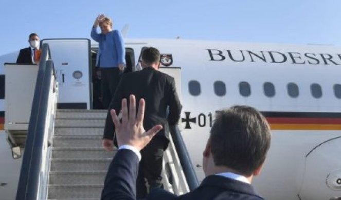 Srbija je vaša druga kuća, vidimo se uskoro! Vučić ispratio Angelu Merkel na aerodromu Nikola Tesla!