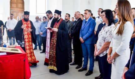 DAN SEĆANJA! Na Fruškoj gori održan pomen stradalim Krajišnicima uz zakletvu da nikad neće biti zaboravljeni