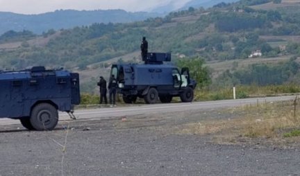 Uznemirujuća situacija na Brnjaku! Policija na silu pokušala da izvuče Srbina iz automobila, umešao se Kfor!