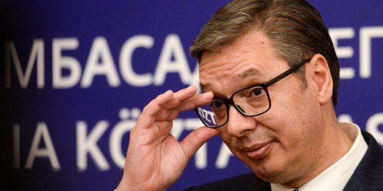 HRVATSKI MEDIJI NEPOGREŠIVO PREPOZNAJU TALENAT! Vučić o mladoj poslanici SNS: Kada oni nekoga napadnu, možete odmah da ga postavite na pijadestal, to je mladoj Nevni do sada najveća čast!