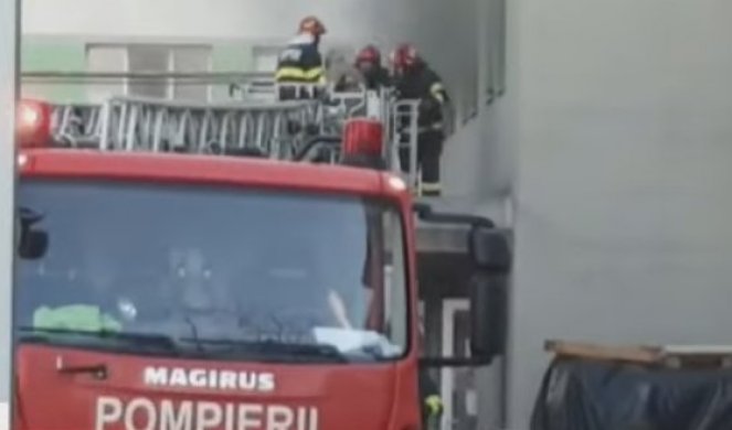 POŽAR U KOVID BOLNICI U RUMUNIJI, stadalo 9 ljudi, pacijente evakuisali kroz prozore! /VIDEO/