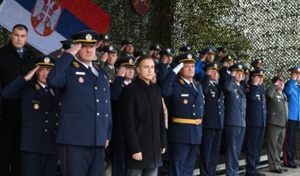 Ministar Stefanović prisustvovao promociji novih podoficira Vojske Srbije