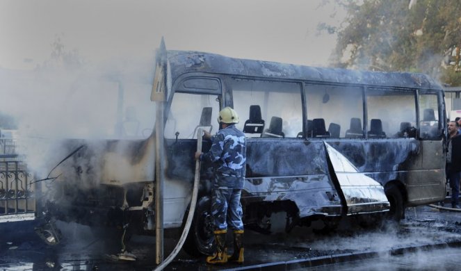 TRAGEDIJA U DAMASKU Autobus u centru grada nagazio mine /FOTO/