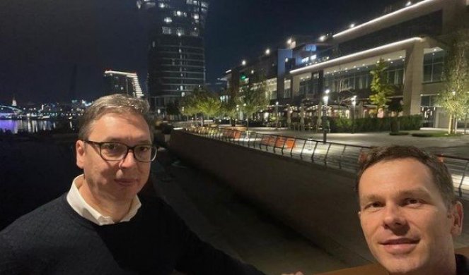 Verovali li ne naterao sam predsednika Vučića da izađe iz četiri zida! Siniša Mali objavio fotografiju koja će sve oduševiti! Evo gde su ministar finansija i predsednik Srbije!