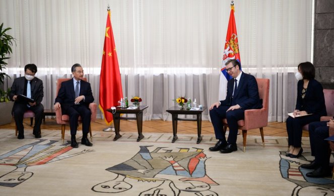 Predsednik Srbije Aleksandar Vučić sastao se danas sa državnim savetnikom i ministrom spoljnih poslova Kine Vang Jiem