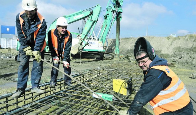 NOVE INVESTICIJE OD PET MILIJARDI EVRA DO KRAJA GODINE! Kreće gradnja metroa, još puteva i više od pet fabrika!