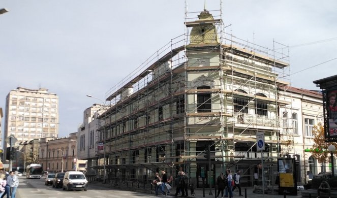 „UMIVANJE“ VREDNO 850.000 EVRA! Počela obnova fasada 22 spomenika kulture u Kragujevcu