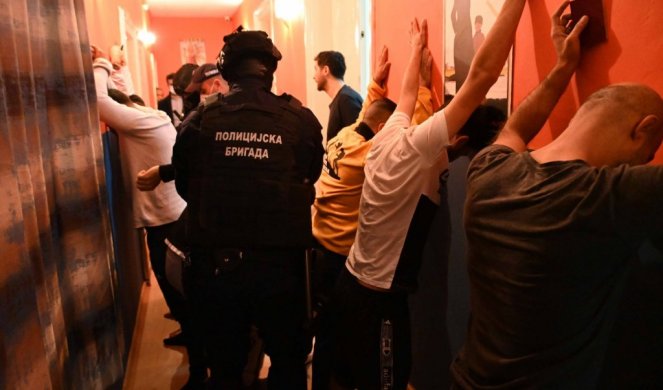 AKCIJA "HOTSPOT" SPROVEDENA U ZORU! Širom Srbije otkriveno skoro 1.000 iregularnih migranata, uhapšeno 7 krijumčara