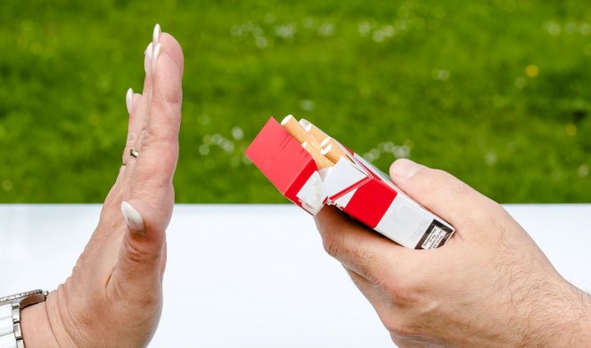 Enormno poskupljuju cigarete, čak 23 evra za paklicu! Doktor upozorava: Veliki broj mladih je propušilo, to treba što pre da se zaustavi!
