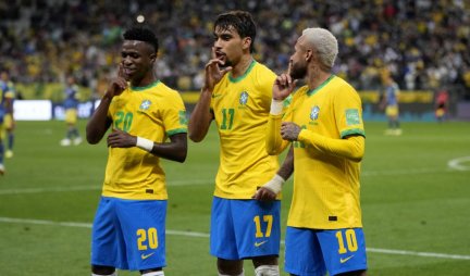 TUČA NA TRENINGU REPREZENTACIJE! Brazilci se UHVATILI za guše... (FOTO)