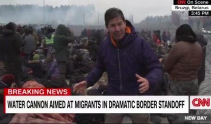 Reporter CNN na belorusko-poljskoj granici! Migranti OTVORILI DUŠU PA OTKRILI - platili smo 2.000 dolara da stignemo iz Iračkog Kurdistana... Nema dovoljno hrane ni vode! /VIDEO/