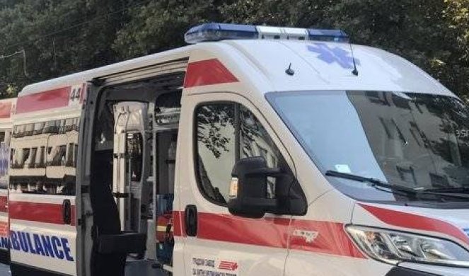 SUDAR 3 VOZILA U NOVOM PAZARU Ima povređenih, policija na licu mesta