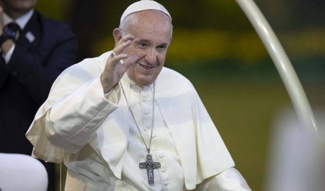 "JOŠ SAM ŽIV"! Papa Franjo otpušten iz bolnice