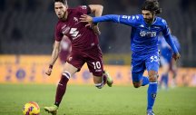 BIKOVI PRIMILI TRI KOMADA! Napoli srušio srpski Torino!