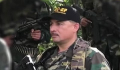 Vođa pobunjeničke kolumbijske grupe Fark ubijen?! TELA NEMA, mediji spekulišu da su plaćenici umešali prste /VIDEO/