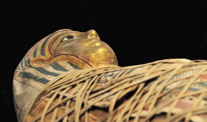 Naučnici "odmotali" mumiju staru 3.500: Pred njima se ukazao ZAPANJUJUĆI PRIZOR, A JEDNA STVAR IH JE POSEBNO ŠOKIRALA