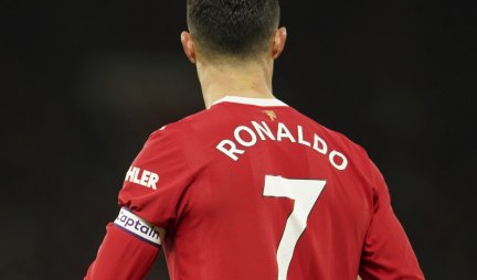 LOCIRAN! Kristijano Ronaldo se OVDE KRIJE dok čeka menadžera! NAREDNI DANI KLJUČNI