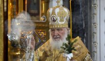 Patrijarh Kiril služi božićnu liturgiju u Moskvi