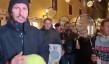 GUŽVA U CENTRU ZADRA! Hrvatski narod podržava Noleta i želi mu srećan pravoslavni Božić (VIDEO)