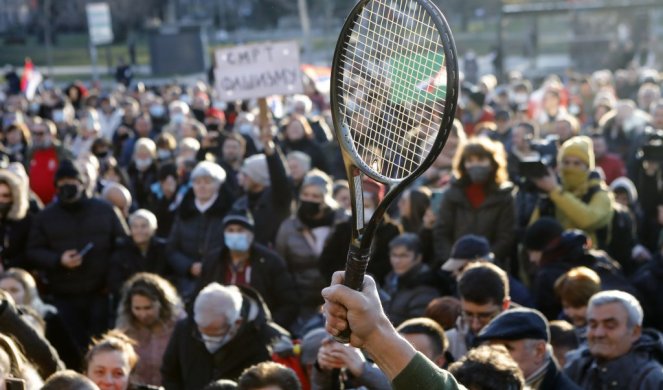 Legenda srpskog fudbala došla da podrži Novaka (FOTO)