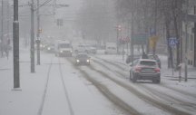 VAŽNO OBAVEŠTENJE ZA VOZAČE: Na ovim pravcima vožnja usporena zbog snega i leda!
