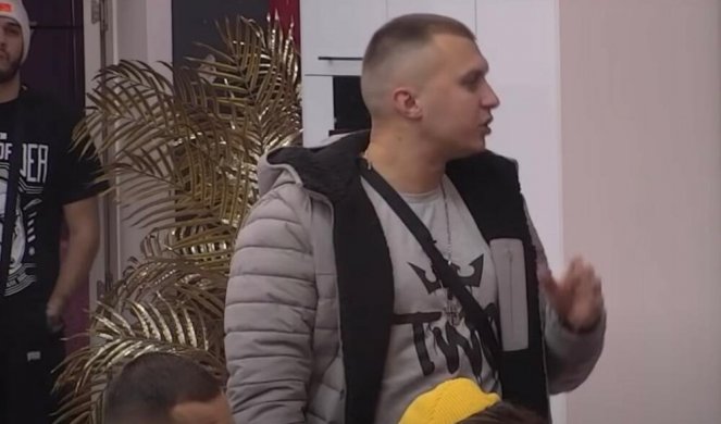 RAZOČARAN U DRUGOVE! Stefanu Kariću PREKIPELO, ne želi više da TRPI BUDALAŠTINE: POČELI SU DA P**AJU PO MENI! (VIDEO)