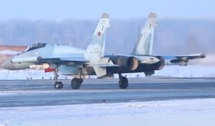 RUSIJA PREBACUJE SUHOJE U BELORUSIJU! Savremeni Su-35S pred važnom misijom, svi vojni okruzi na nogama! (VIDEO)