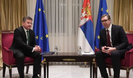 VUČIĆ DANAS NASTAVLJA UČEŠĆE NA SVETSKOM EKONOMSKOM FORUMU! Predsednik Srbije sastaje se sa Lajčakom